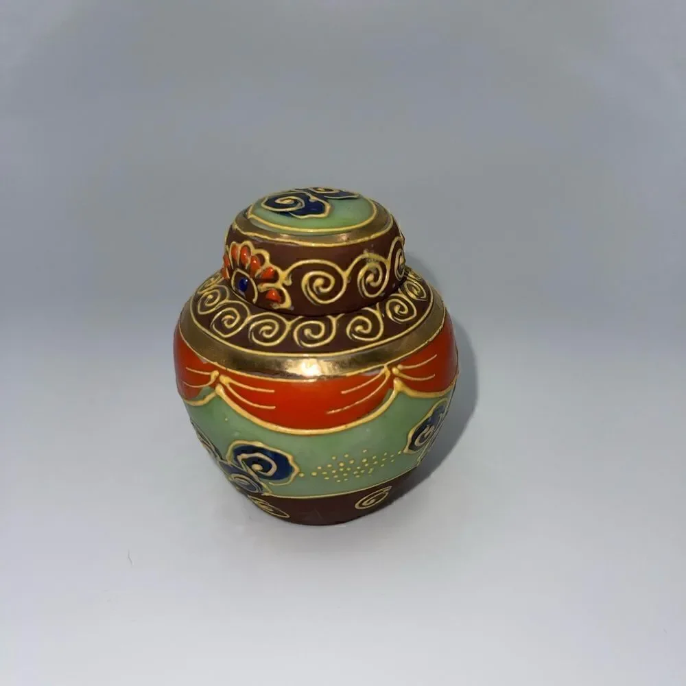 Vintage Handpainted ginger jar made in Japan